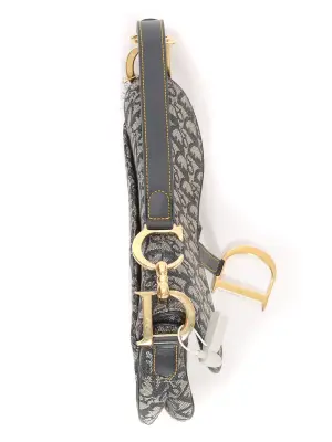 Sac Saddle iconique en toile imprimée monogramme bleu et beige Prix boutique 3500€ — photo 5