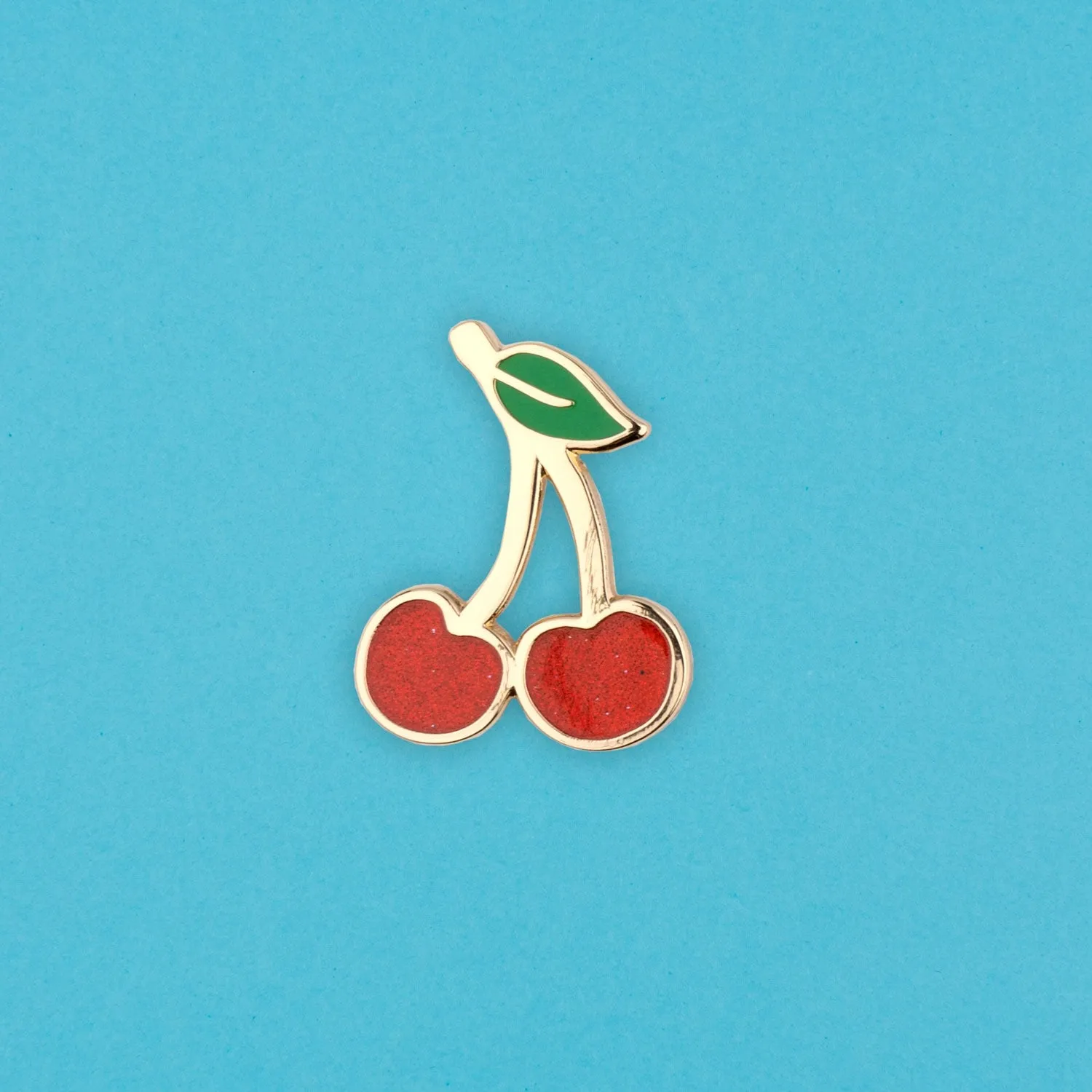 Pin's Cerise Coucou Suzette