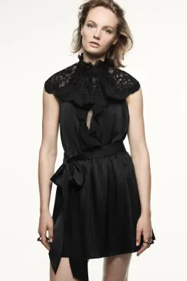Robe dos nu avec dentelle - Noir — photo 2