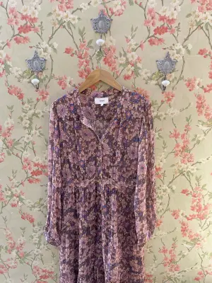 Nouveau ! XIRENA Robe Vera Flowers Cinder Pink — photo 2