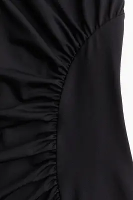 Robe à effet drapé avec col cheminée - Noir