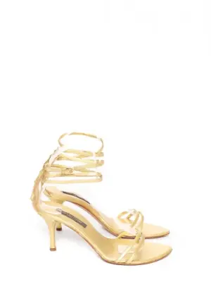 Sandales à franges en cuir doré Prix boutique 650€ Taille 35,5