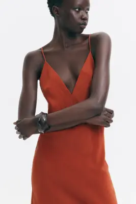 Robe en crêpe avec perles fantaisie - Orange foncé — photo 1