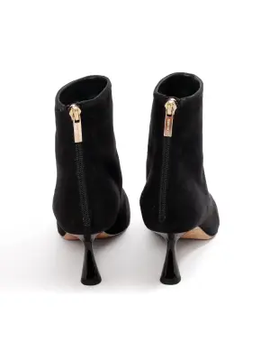 Bottines en suède noir talon virgule et bout pointu  Prix boutique 900€ Taille 35 — photo 5