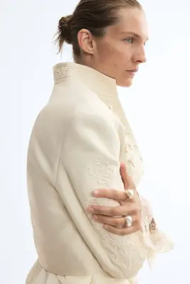 Veste avec détails brodés - Crème — photo 2