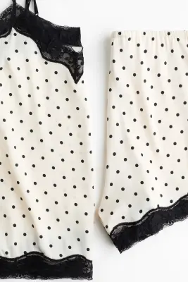 Pyjama en satin avec dentelle - Crème/pois — photo 5