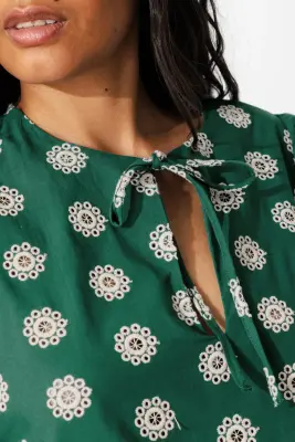 Blouse brodée Femme — photo 5