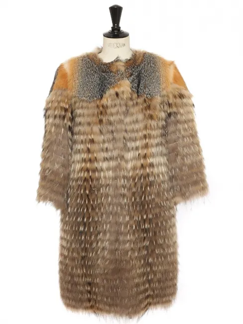 Manteau en fourrure de renard, marmotte marron, beige et roux Prix boutique 2800€ Taille  S