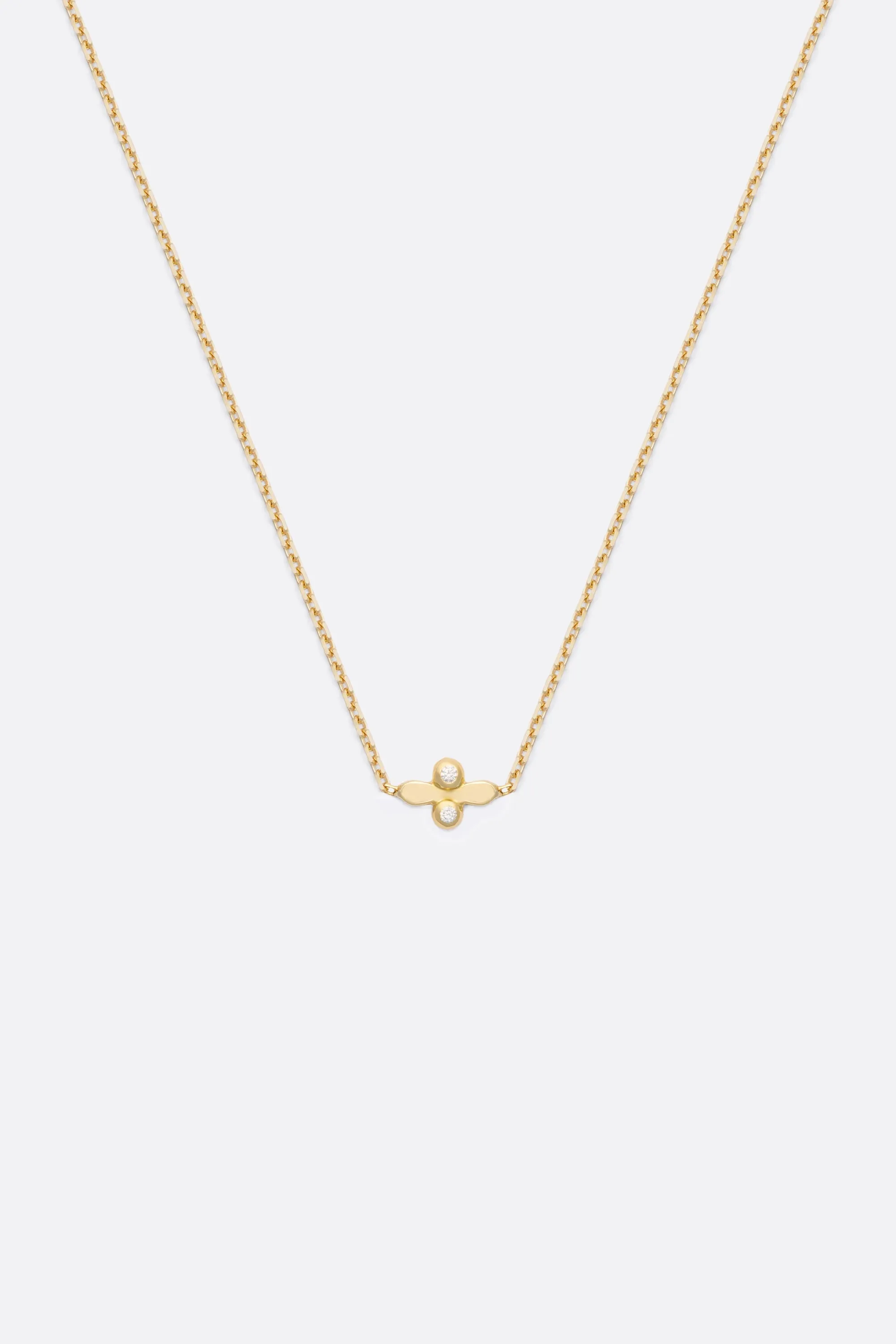 COLLIER INES