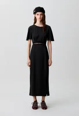 Robe satinée dentelle dos nu