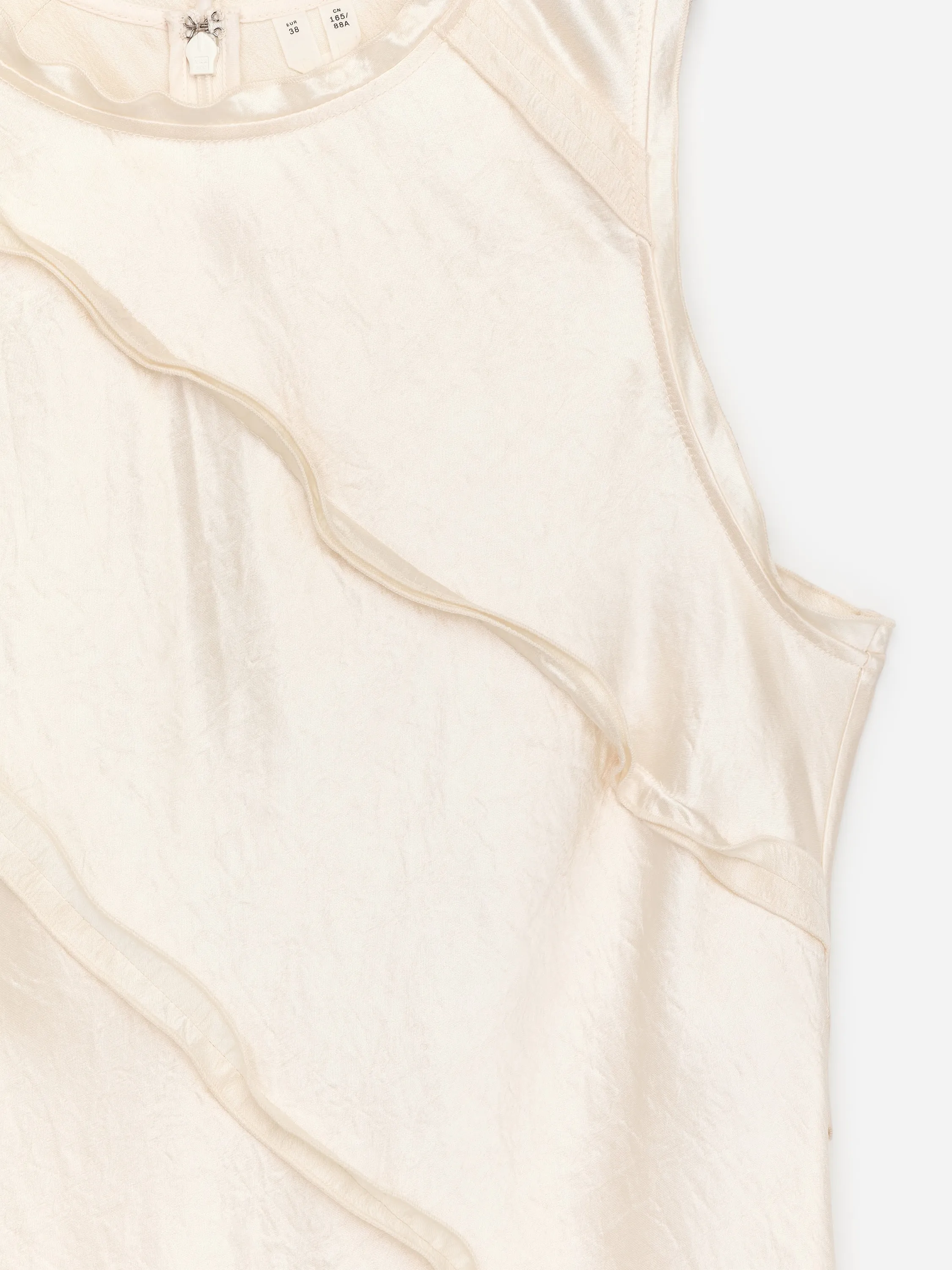 Robe en satin à volants - Blanc cassé