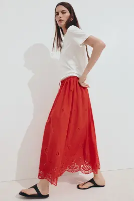 Jupe à cordon de serrage avec broderie anglaise - Rouge — photo 2
