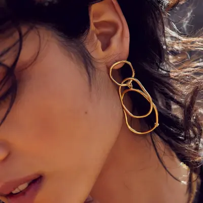 Grandes boucles d’oreilles Victoire – BDM Studio — photo 2