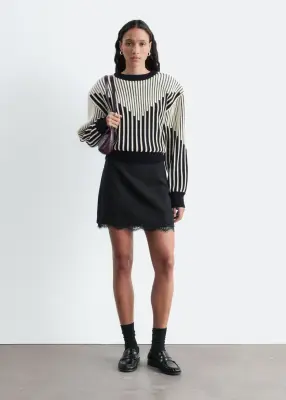 Mini-jupe à finition en dentelle - Noir — photo 2