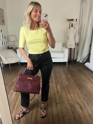 T-shirt manches courtes en coton stretch jaune poussin col rond Prix boutique 250€ Taille 36 — photo 4
