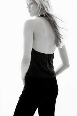 Top dos nu en velours - Noir — photo 2