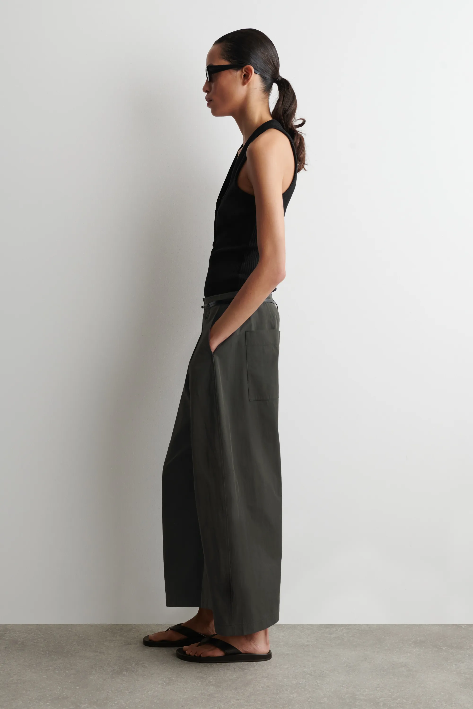 PANTALON BARREL À PLIS EN COTON - VERT FONCÉ