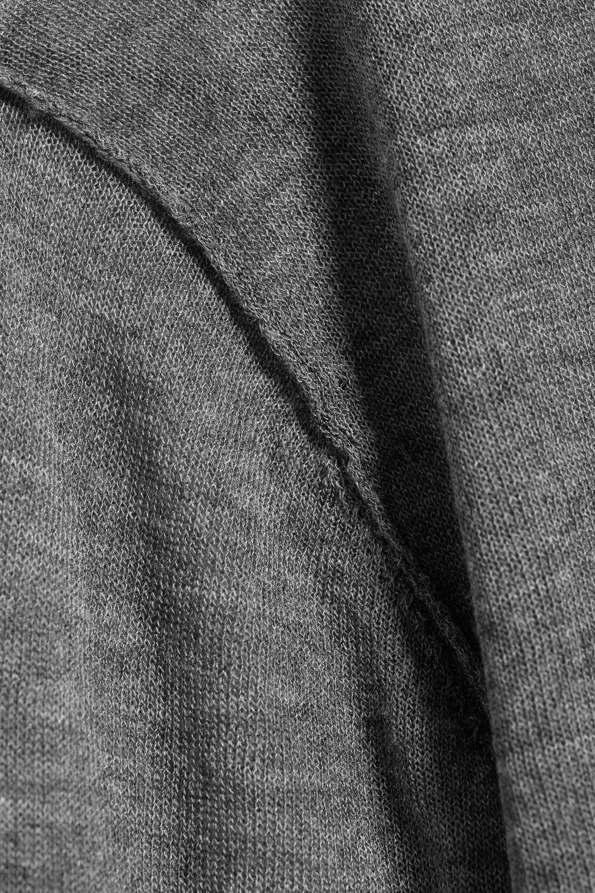 Pull ample confectionné en maille transparente - Gris chiné