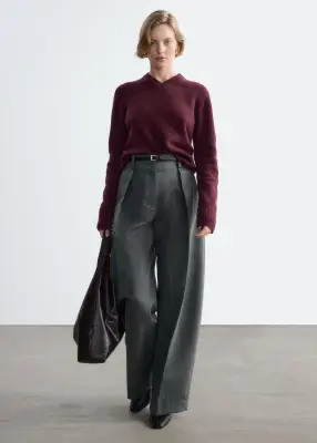 Pull à col en V côtelé - Rouge foncé — photo 1