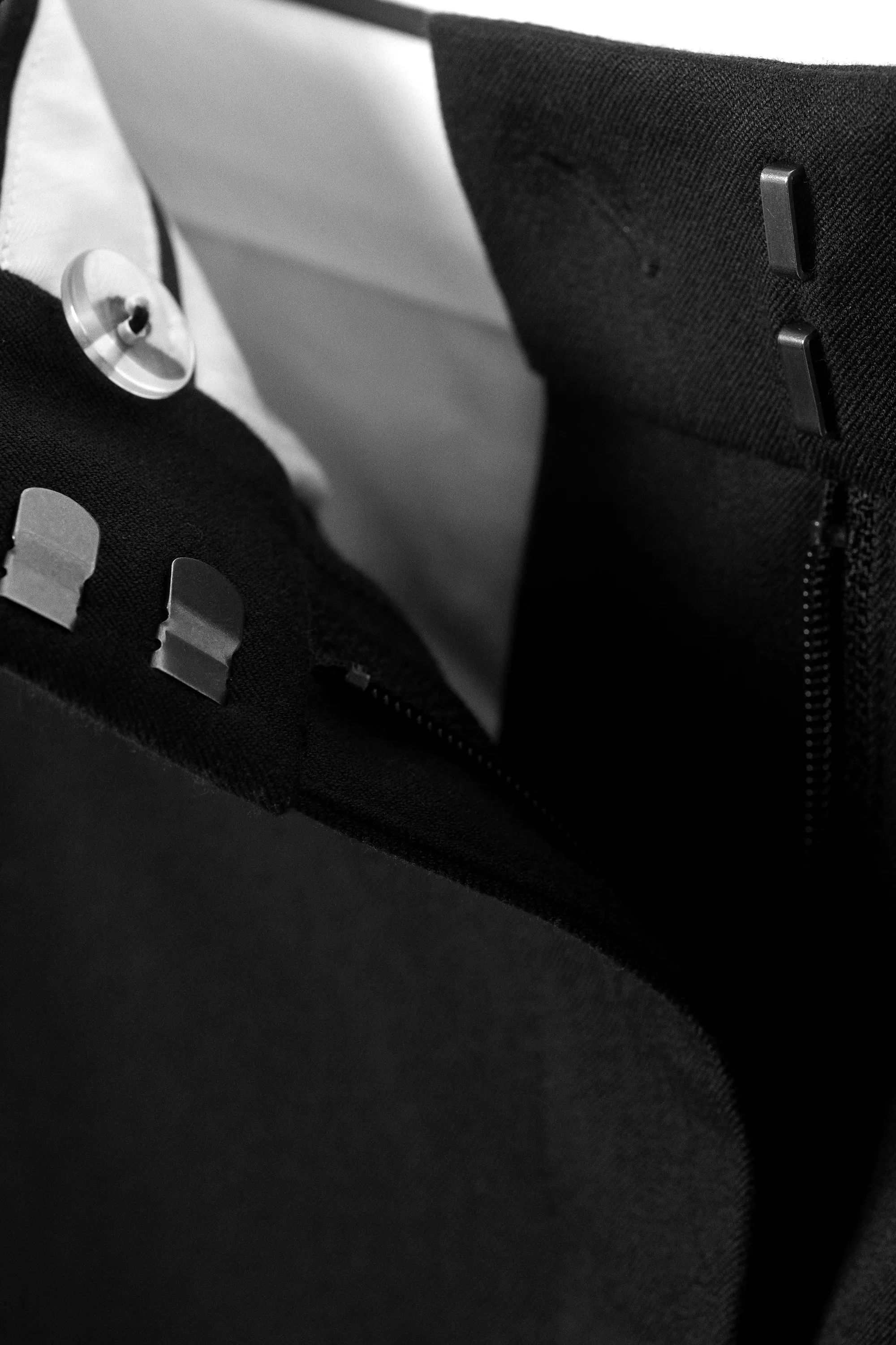 Pantalon de costume plissé taille basse - Noir