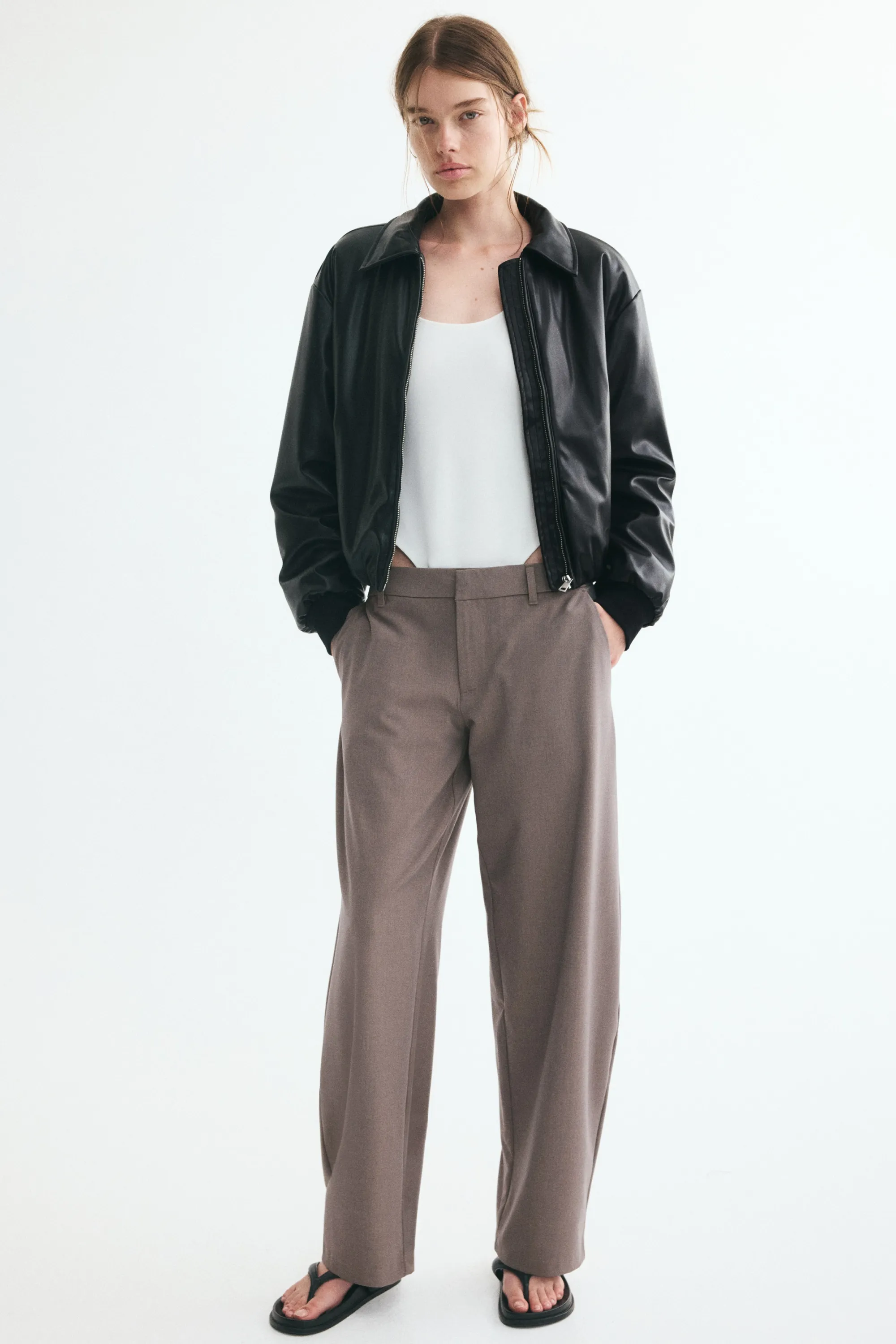 Pantalon chic avec jambes barrel - Taupe