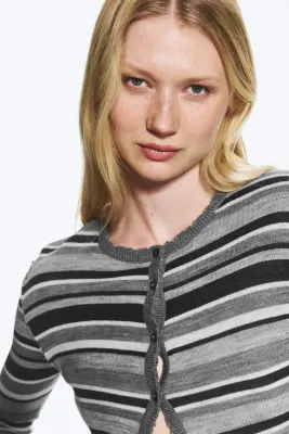 Gilet ajusté en laine fine maille - Rayé gris chiné — photo 1