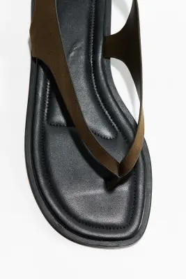Sandales avec détail à nouer - Vert kaki foncé — photo 2