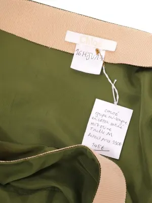 Jupe mi-longue en coton satiné vert olive Prix boutique 990€ Taille M — photo 5