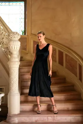 Emmelyn Velvet Dress - Black — photo 4