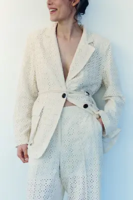 Pantalon chic avec broderie anglaise - Beige clair — photo 2