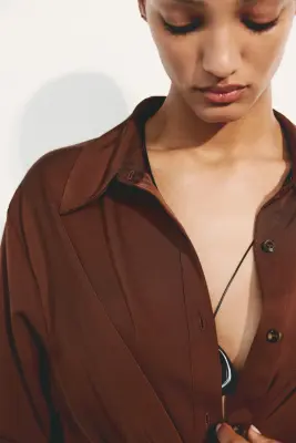 Robe chemise avec détail à nouer - Brun rouille — photo 2