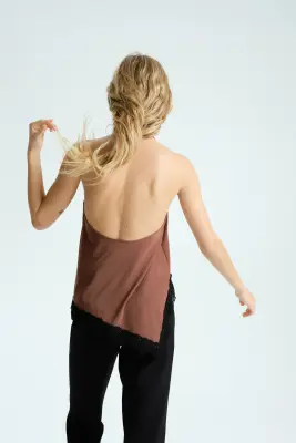 Top dos nu avec dentelle - Marron — photo 4