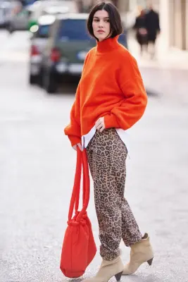 Pull Mandevilla orange – Laure + Max — photo 4
