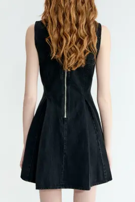 Robe en denim avec jupe évasée - Noir délavé — photo 4