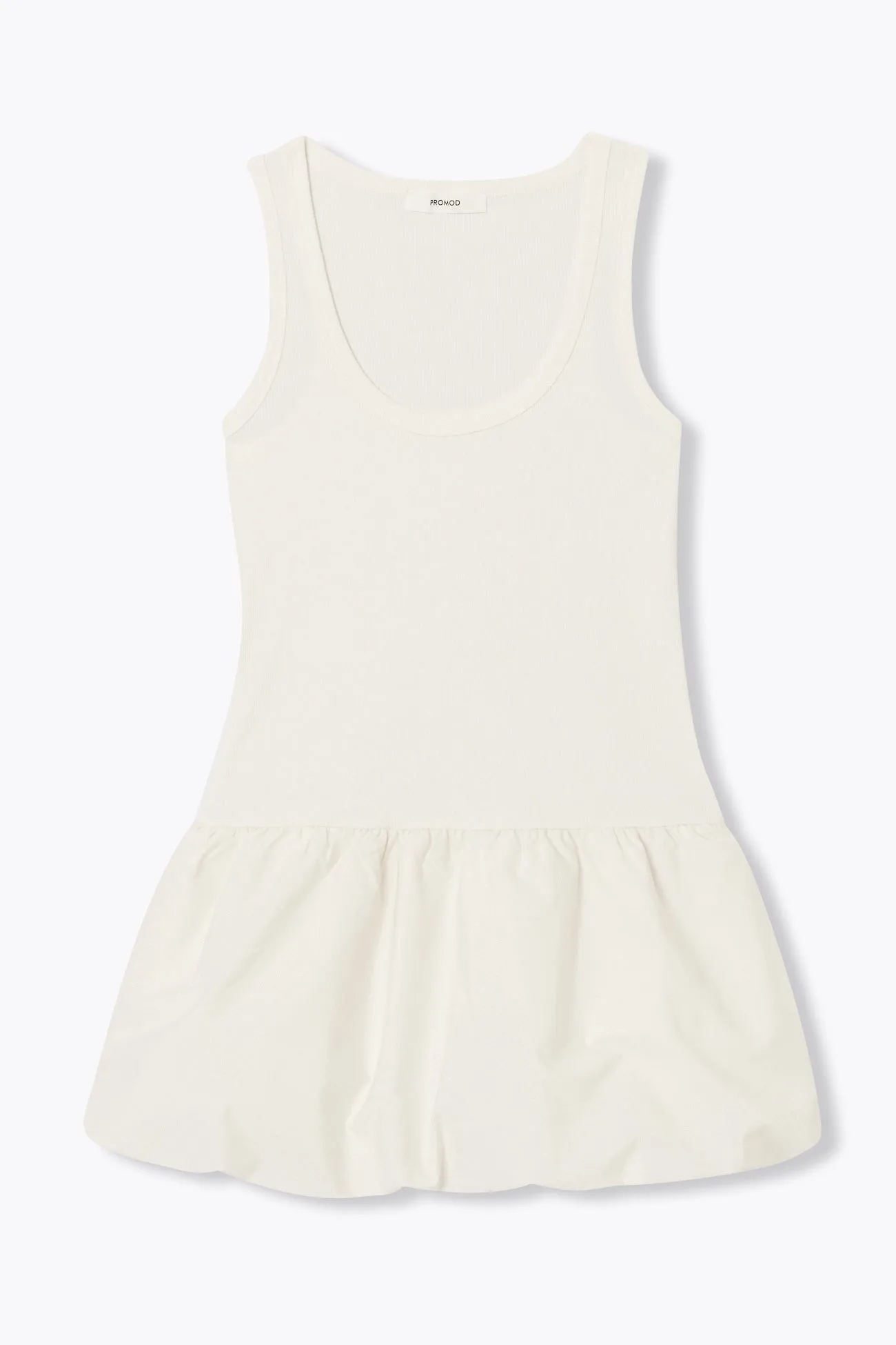 Robe boule courte et unie