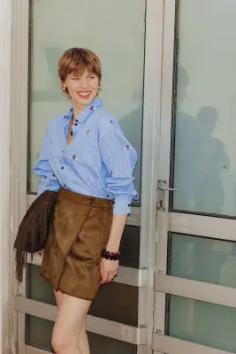 Jupe courte en suédine Femme — photo 2