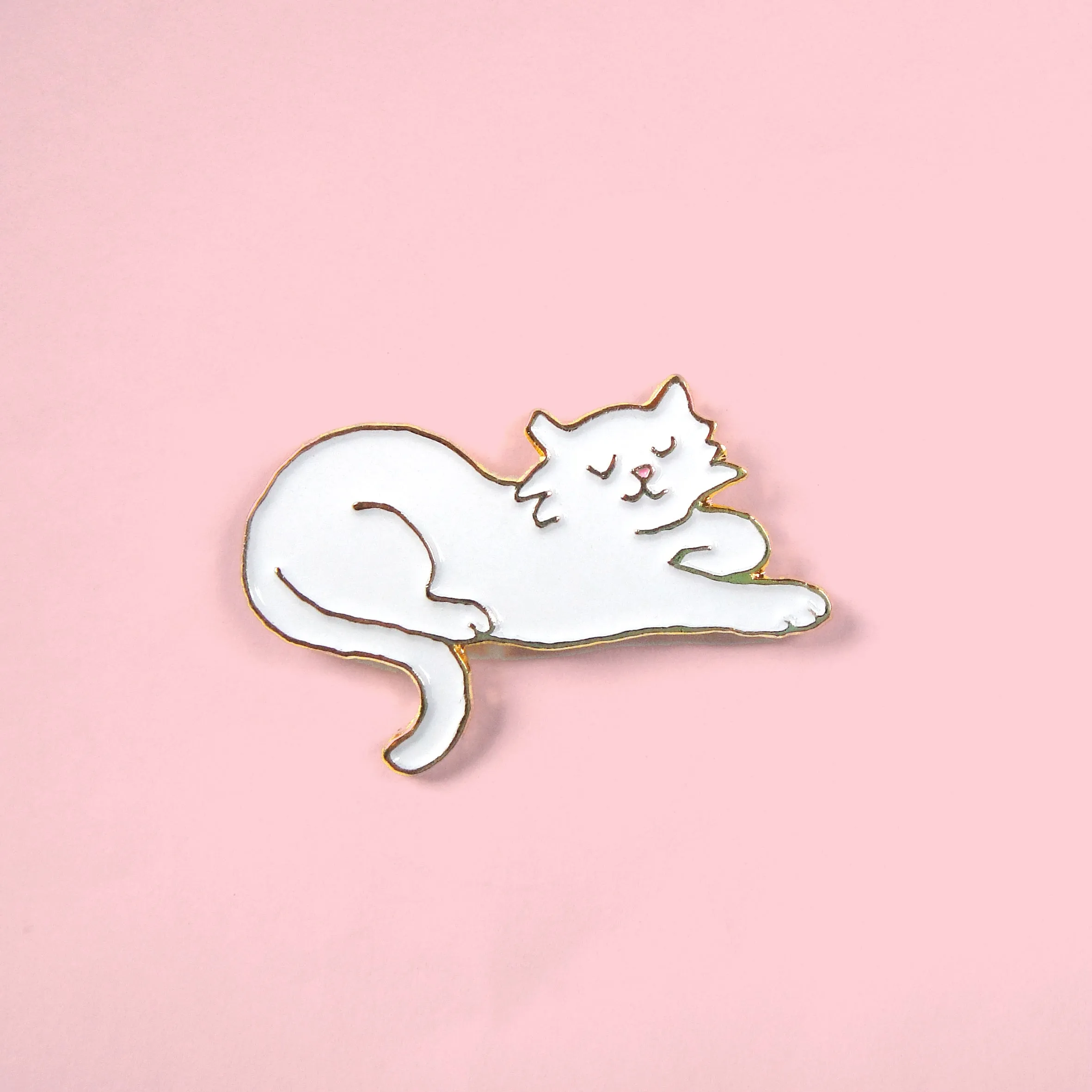 Pin's Chat pacha Coucou Suzette