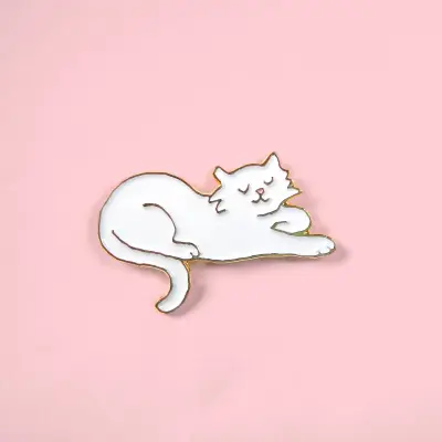 Pin's Chat pacha Coucou Suzette — photo 1