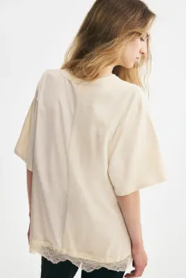 Top avec détail torsadé et dentelle - Crème — photo 3