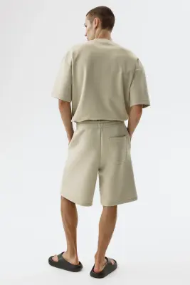 Short Relaxed Fit en scuba - Vert ancien clair — photo 3