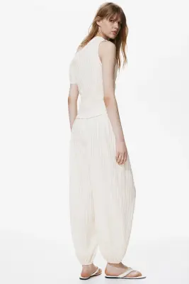 Pantalon texturé à jambes ballon - Crème — photo 4