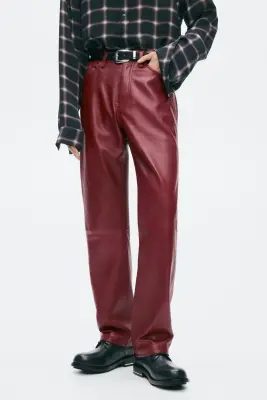 Pantalon Regular Fit en cuir - Rouge foncé — photo 1