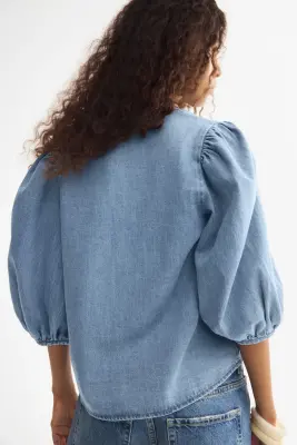 Blouse en denim avec manches bouffantes - Bleu denim — photo 4