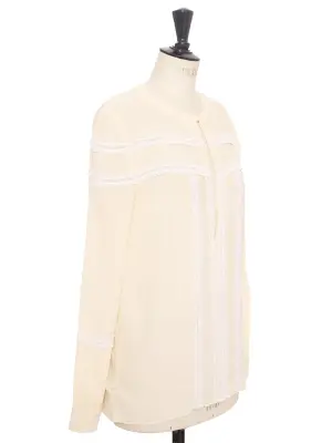 Blouse manches longues en soie beige et broderie dentelle blanche Prix boutique 1100€ Taille 36/38 — photo 3