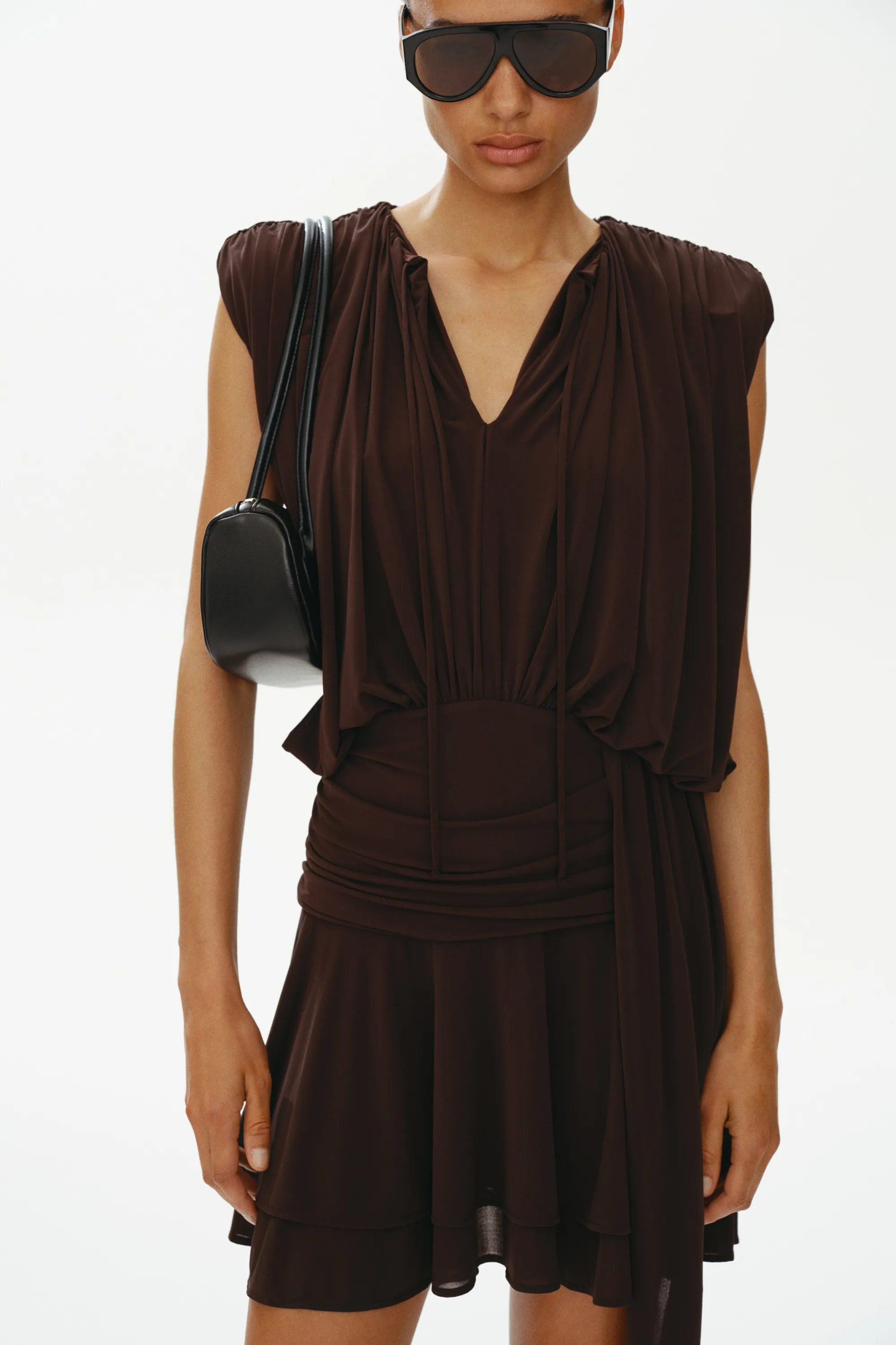 Robe à effet drapé avec épaulettes - Marron foncé