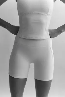 Short cycliste avec poche SoftMove™ - Ivoire — photo 2