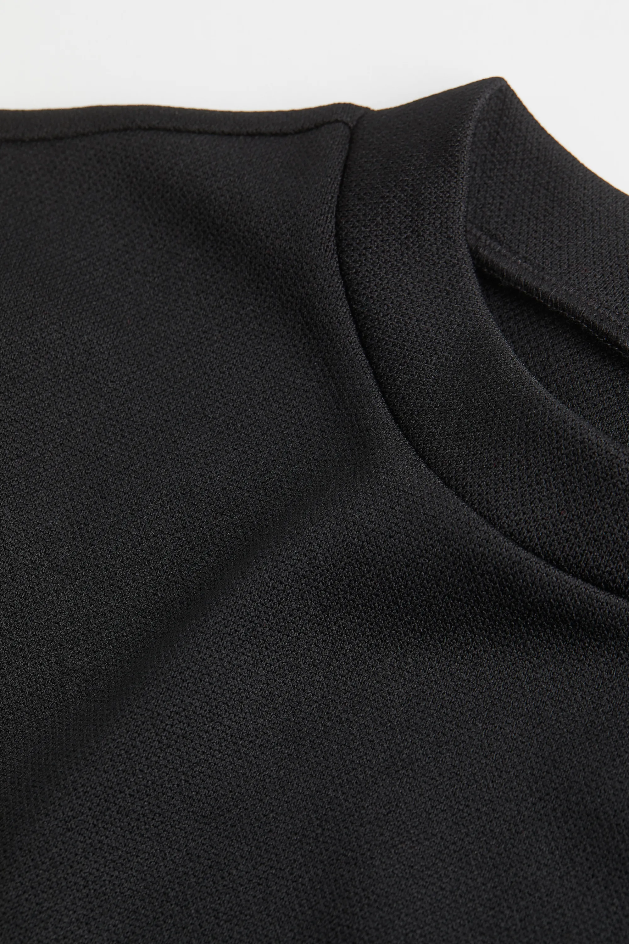 H&M+ Robe avec ouverture - Noir