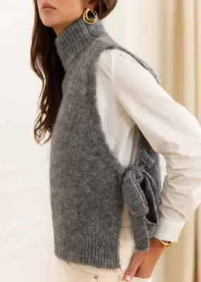 Pull Mina — photo 2