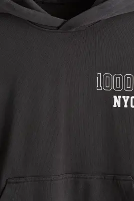 Hoodie imprimé Oversized Fit - Noir délavé/NYC — photo 4