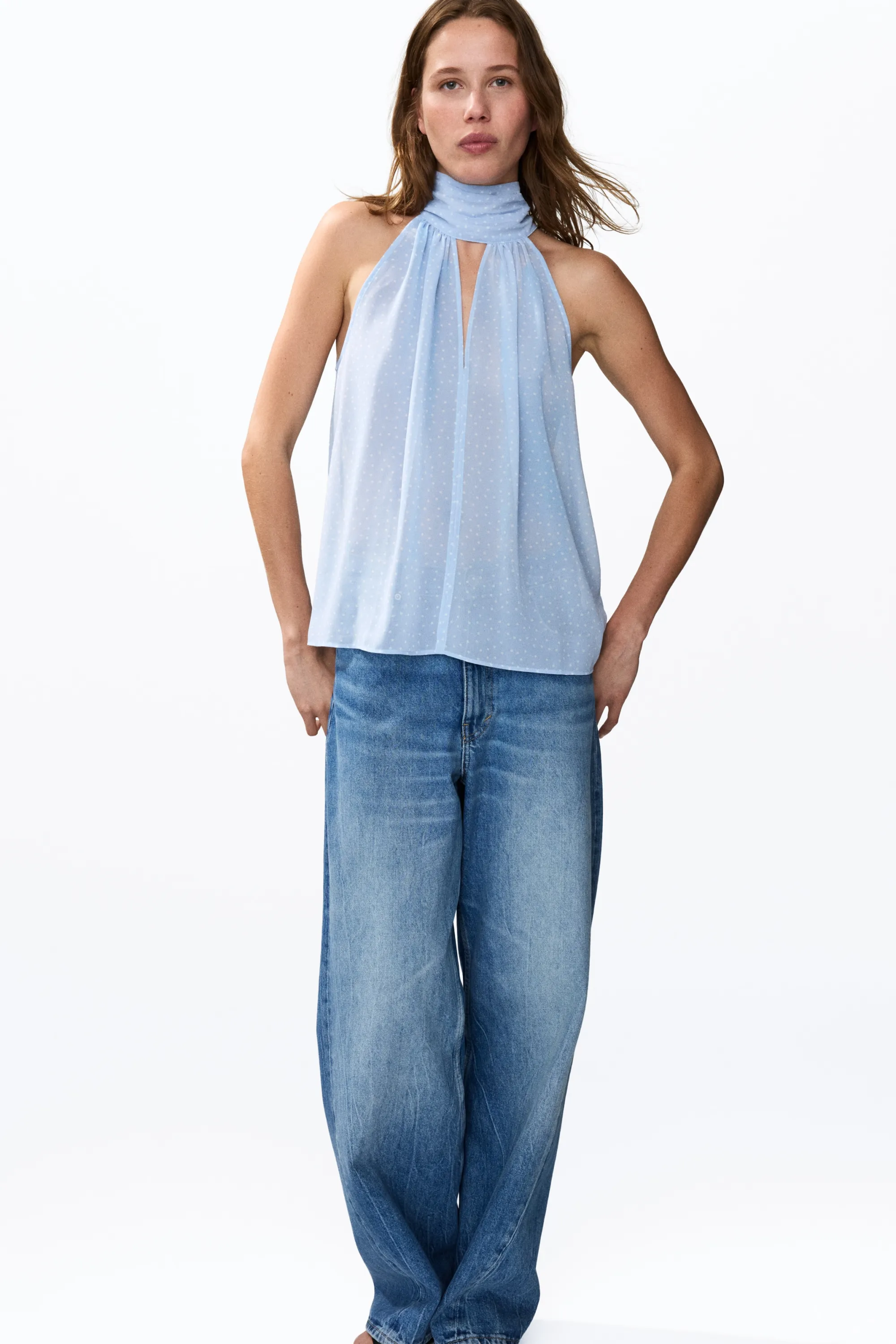 Top en mousseline avec col écharpe - Bleu ancien clair/pois